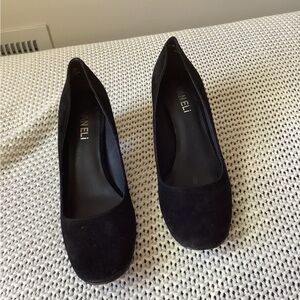 Vaneli Women's Black Suede Pumps